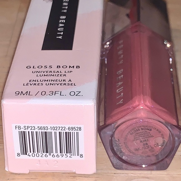 ✨Fenty RiRi✨FENTY Beauty New In Box Gloss Bomb Universal Luminizer - Picture 4 of 4